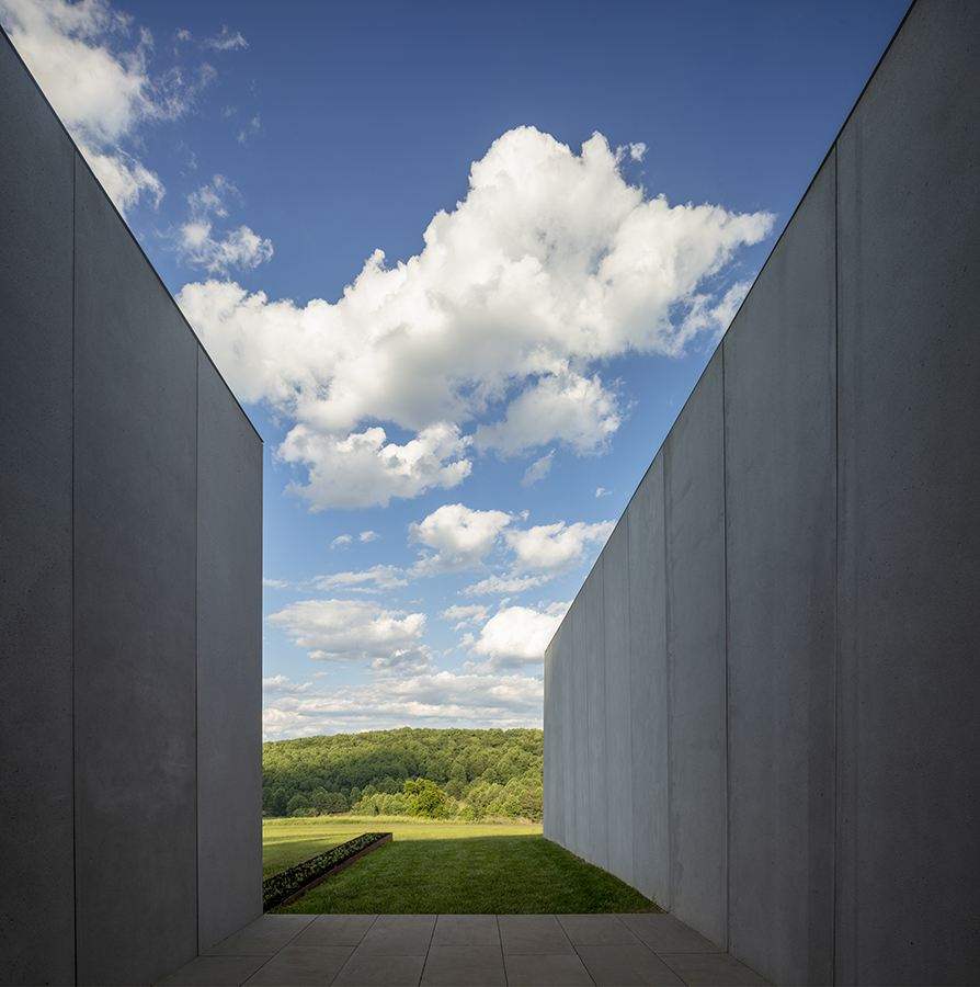liminal-house