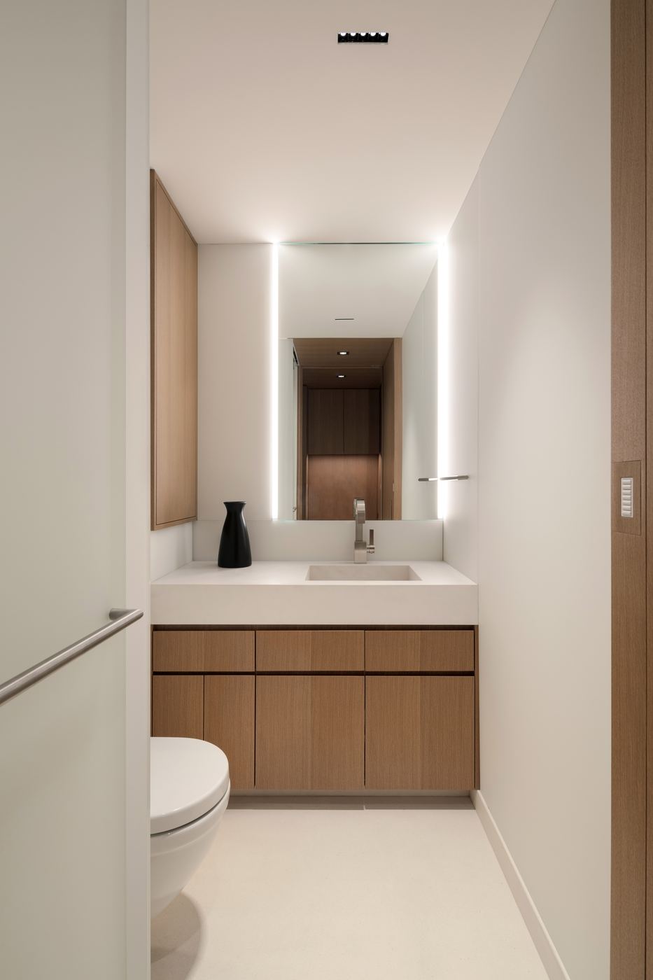 Logan Circle Penthouse by Dirk Denison / Todd Webb — Washington, DC