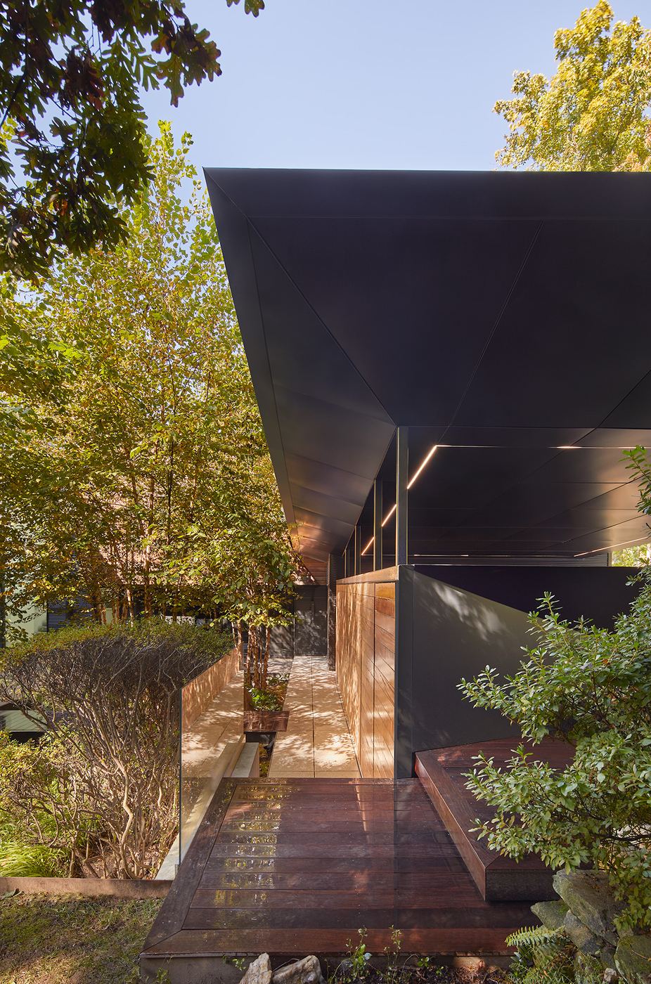 Pivoting interior